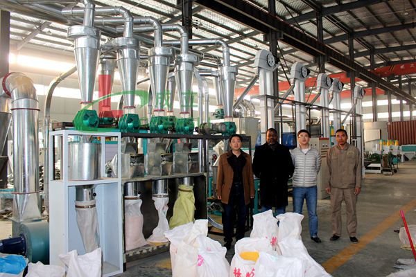 布基納法索訂購60噸玉米磨粉設(shè)備運(yùn)行良好